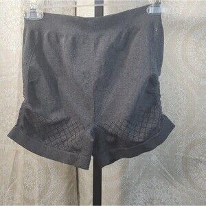 Danskin Now boy shorts grey size m